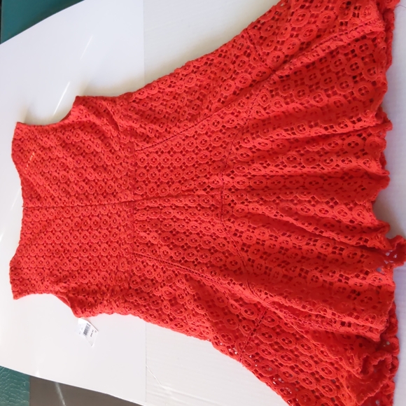 Anthropology San & Soni Women's Red Lace Dress Size 8 NWOT - Picture 16 of 16